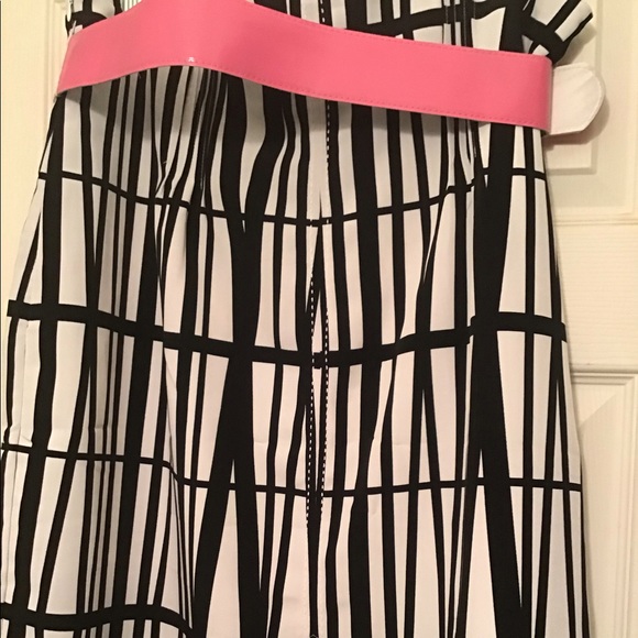 WORTHINGTON BELTED SKIRT. - Picture 8 of 8